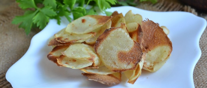 чипсы из картошки в духовке без масла