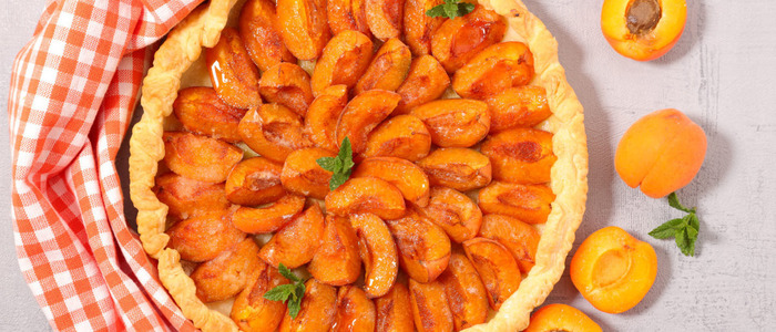 пирог с абрикосами на кефире